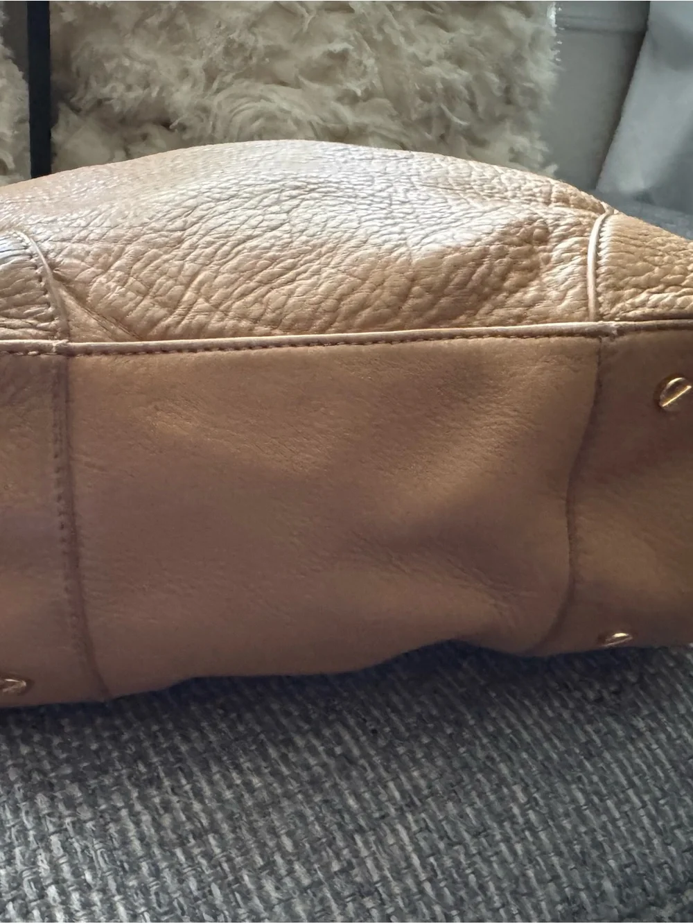Tory Burch Amanda Pebbled Leather Hobo Bag – Camel Tan